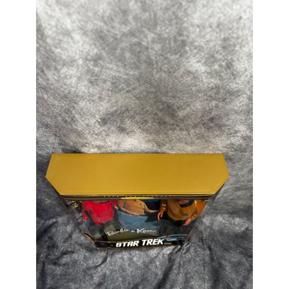 Star Trek Barbie & Ken Gift Set 1996 Mattel 30th Anniversary Collector Edition - Picture 13 of 14